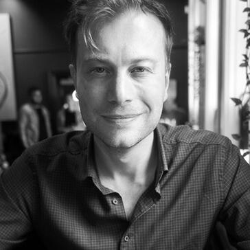 simon-rodrigues-headshot